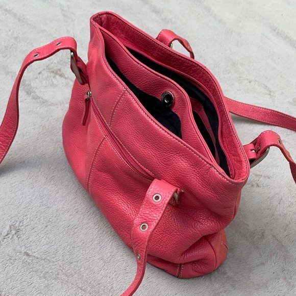 Tig and Co. Genuine Leather Shoulder Bag - Picture 8 of 16